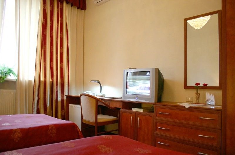 Hotel Kharkov エクステリア 写真