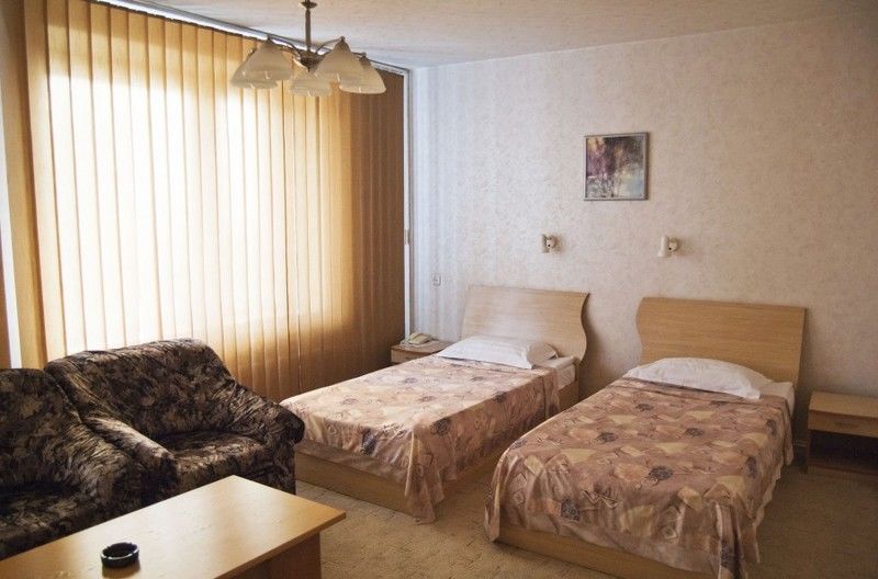 Hotel Kharkov エクステリア 写真