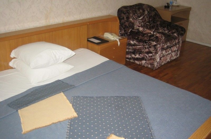 Hotel Kharkov エクステリア 写真