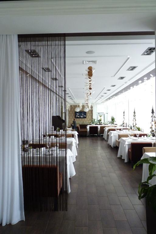 Hotel Kharkov エクステリア 写真